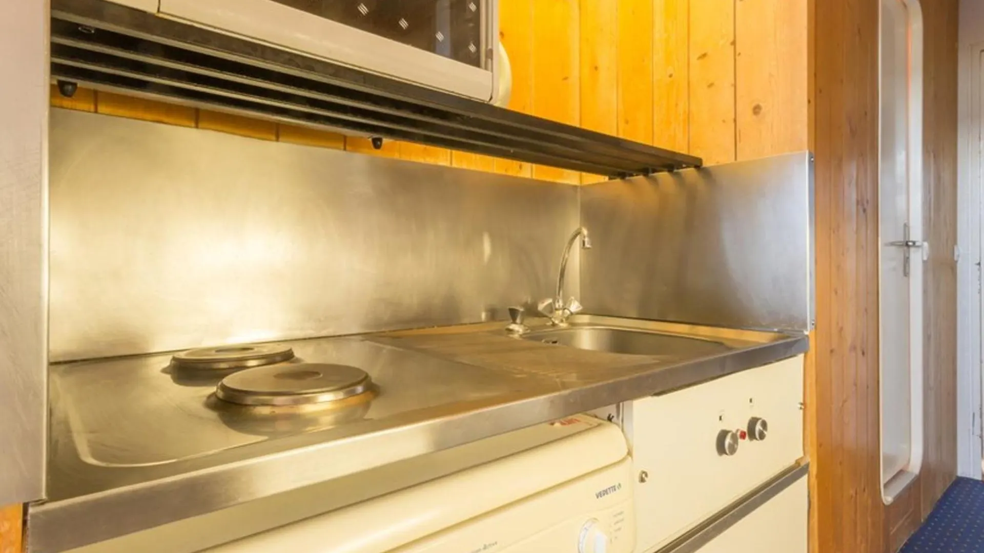 Appartement Studio Confortable Au Pied Des Pistes Avec Balcon, Wifi Et Cuisine Equipee - Fr-1-346-524 Les Arcs